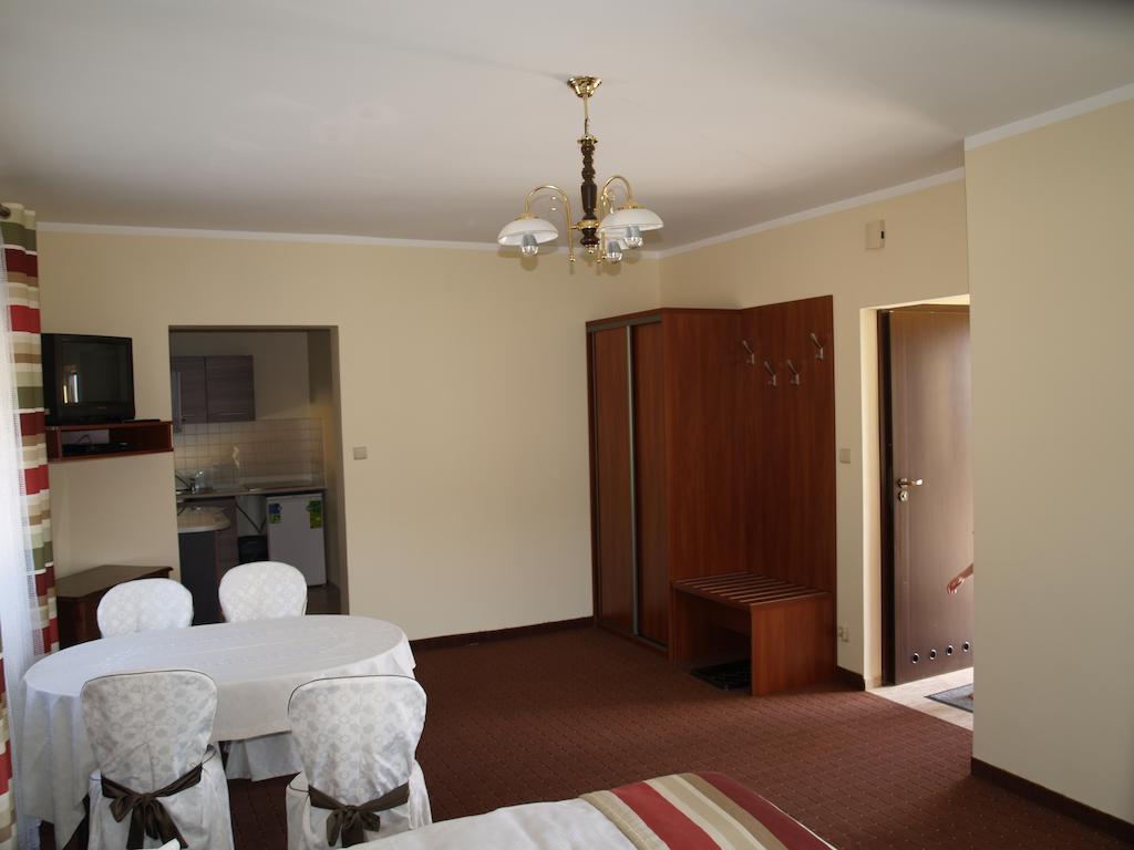 Apartamenty Ostrawa Zarzecze  Δωμάτιο φωτογραφία